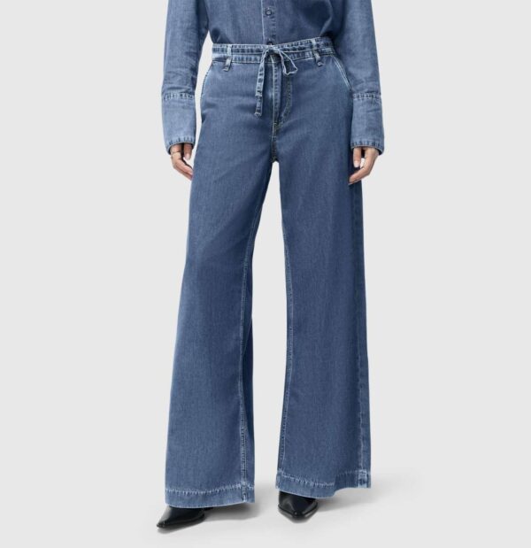 Wendy - mid blue heritage wash