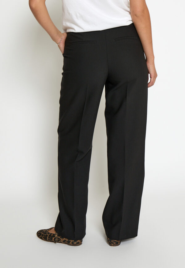 PCGina Straight Pant - Zwart - Afbeelding 2