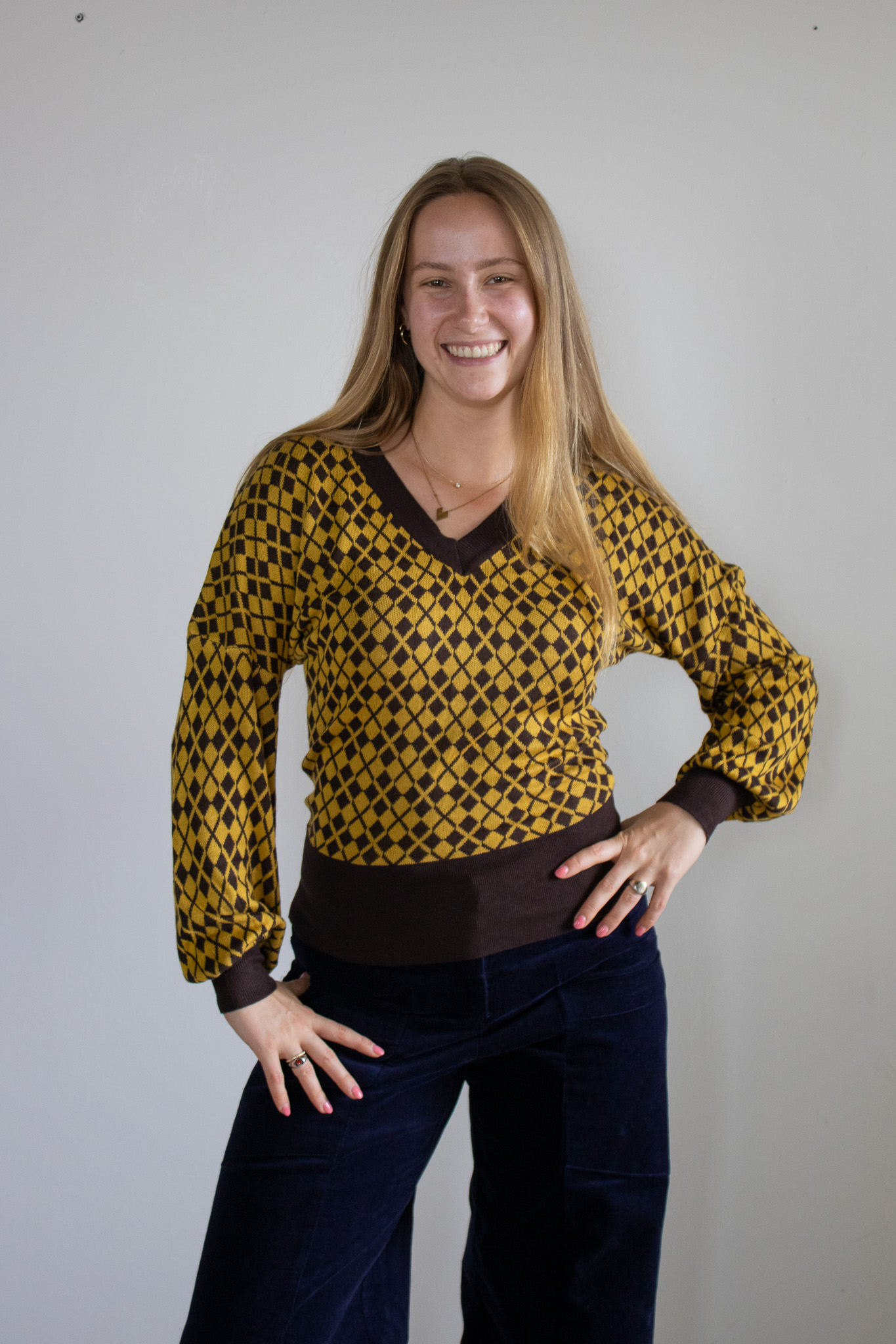 Antigua Sweater – Bruin