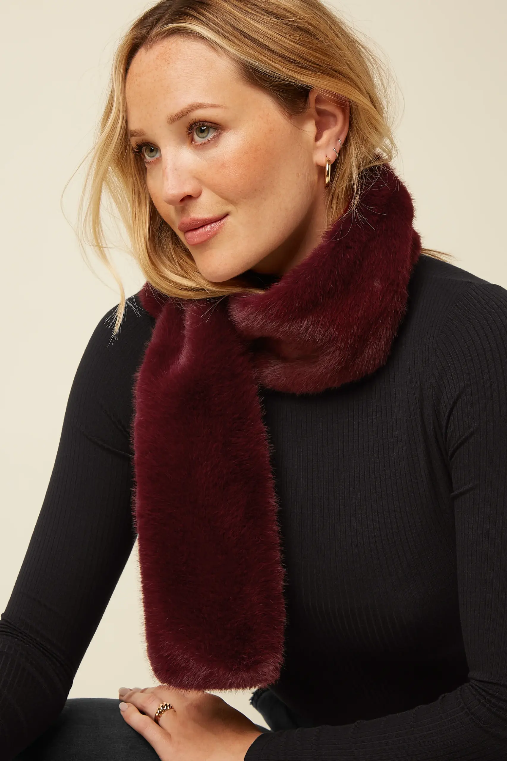 Scarf Silver Fur - Porto Red - Afbeelding 3