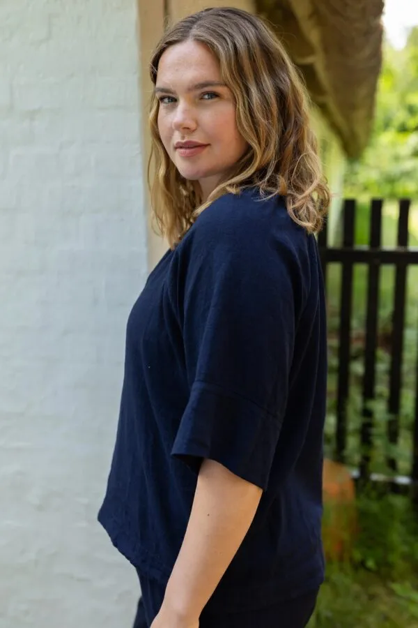 Daneshade Modal Linnen Top - Navy
