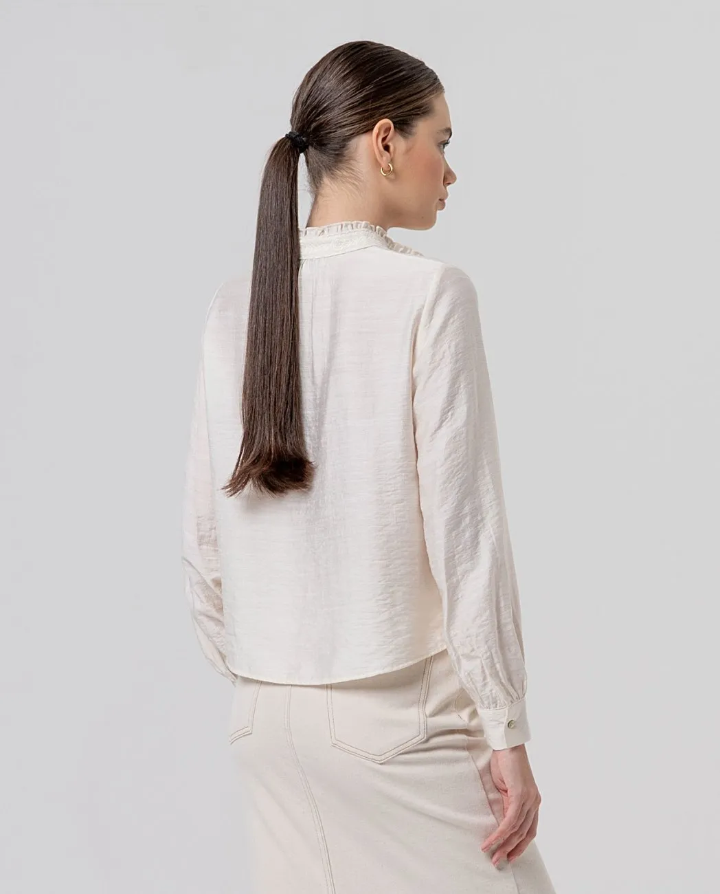 Blouse with Detail on the Front - Ecru - Afbeelding 2