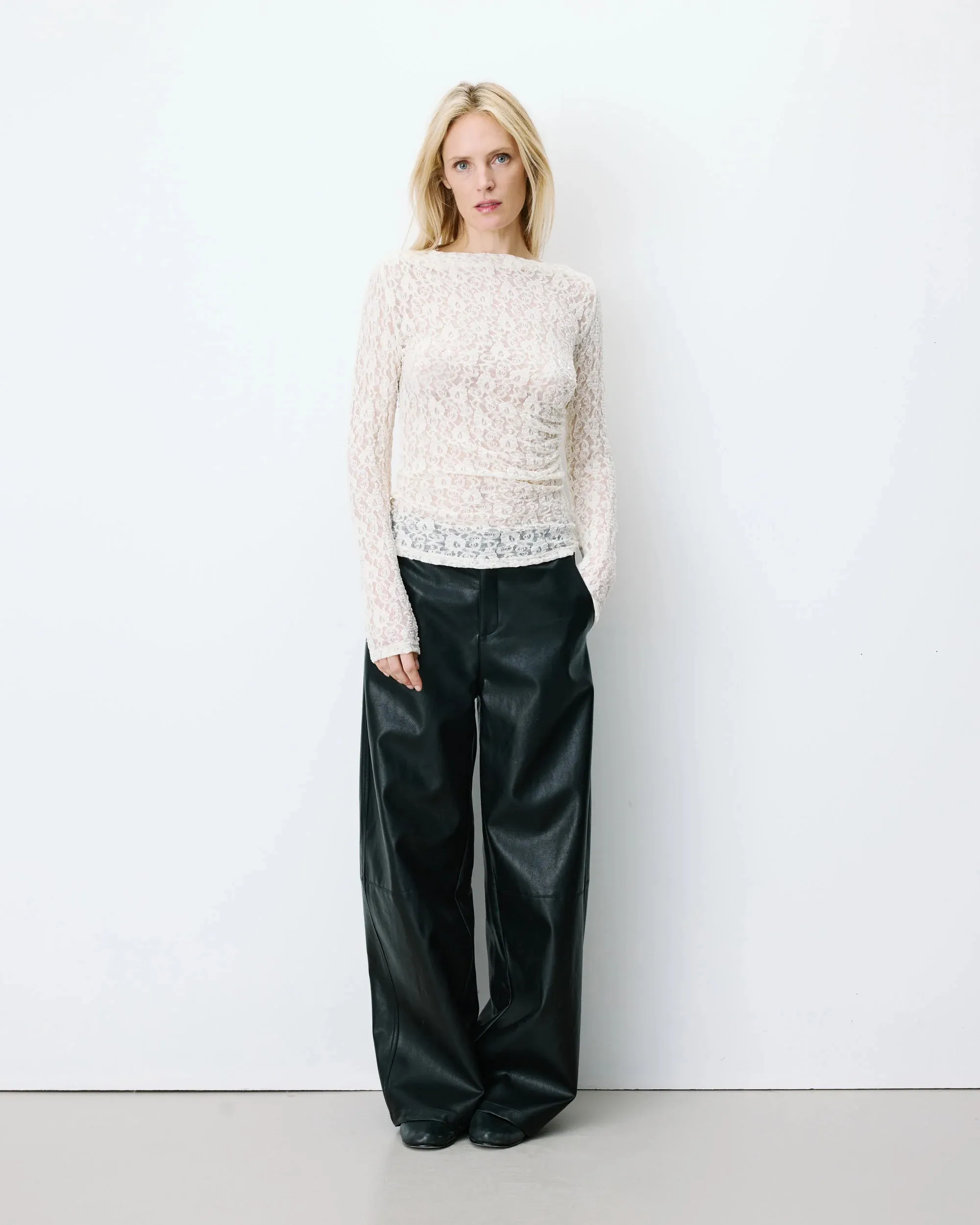 Longsleeve met plooi in taille van kant - Ecru - Afbeelding 4