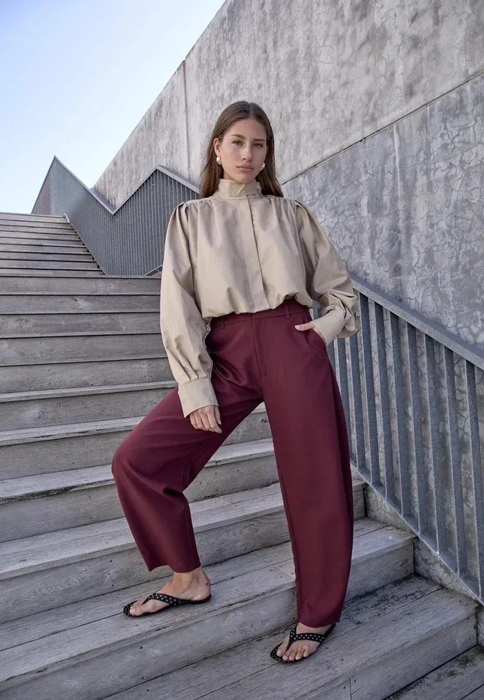 MSTindra High Waist Pant - Donkerrood