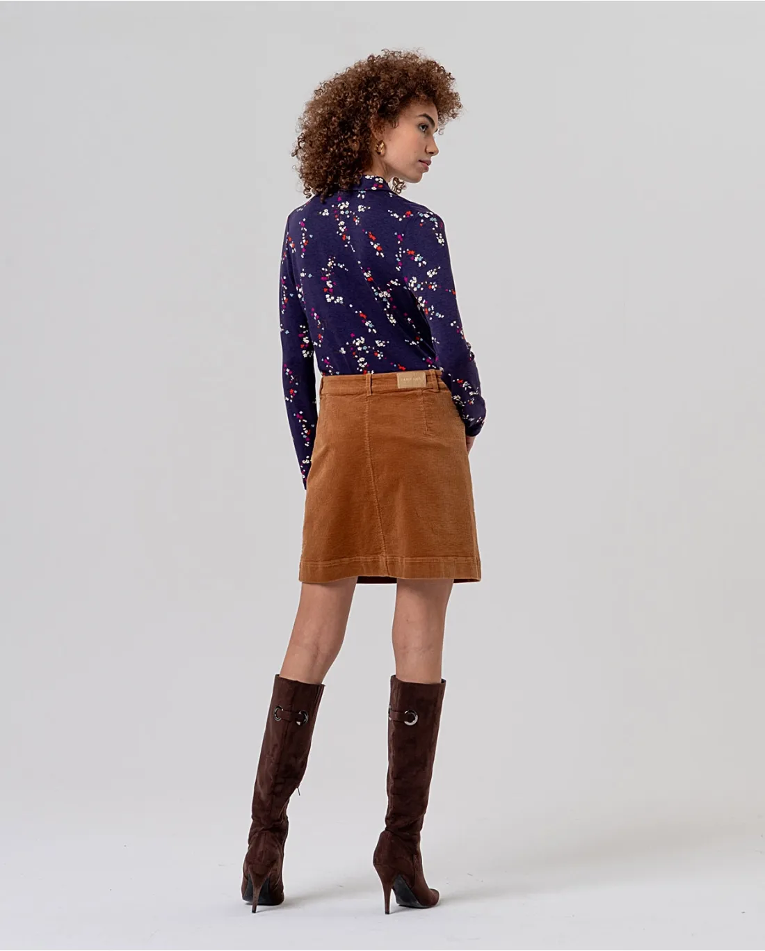 Short Skirt with Patch Pockets - toffee - Afbeelding 2