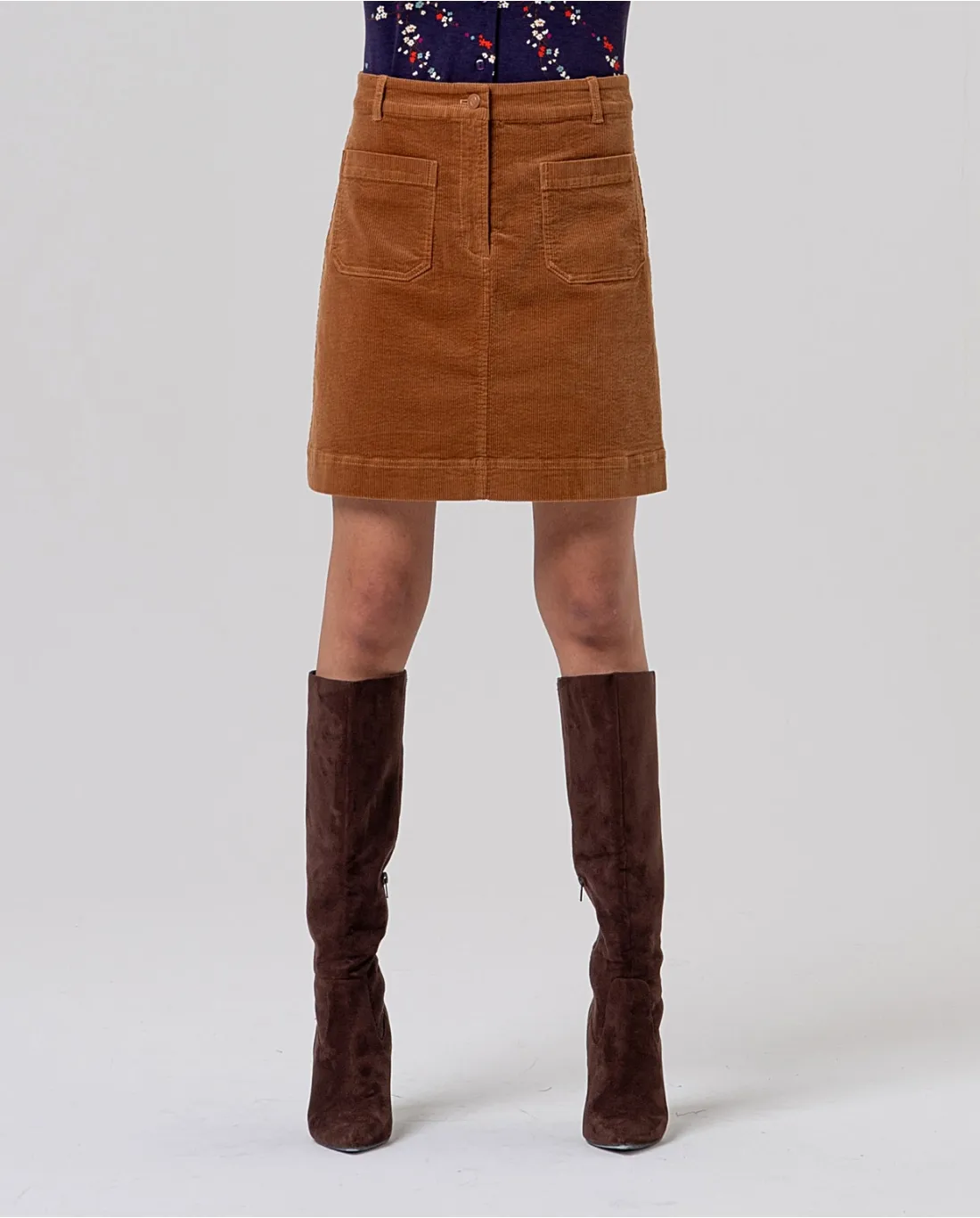 Short Skirt with Patch Pockets - toffee - Afbeelding 3