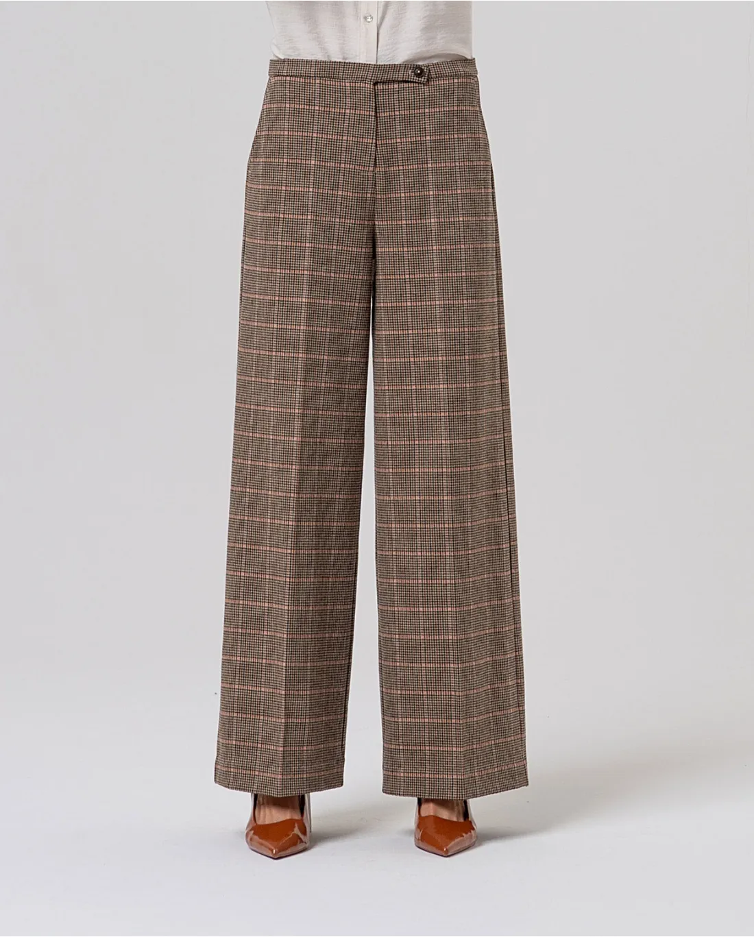 Wide Trousers with Narrow Waist - Camel