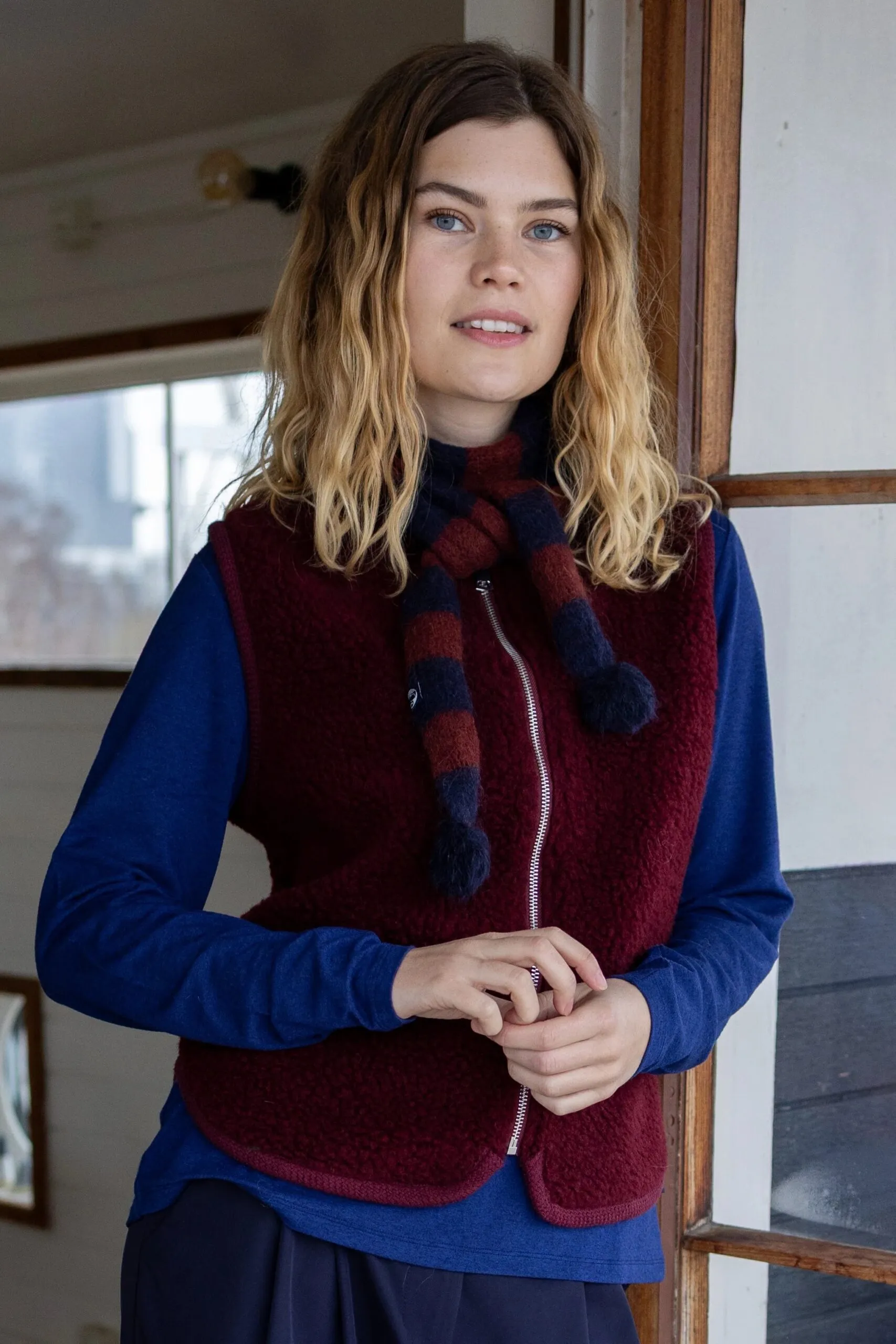 Danecubist Fuzzy Wool Fleece Vest - Dark wine - Afbeelding 3
