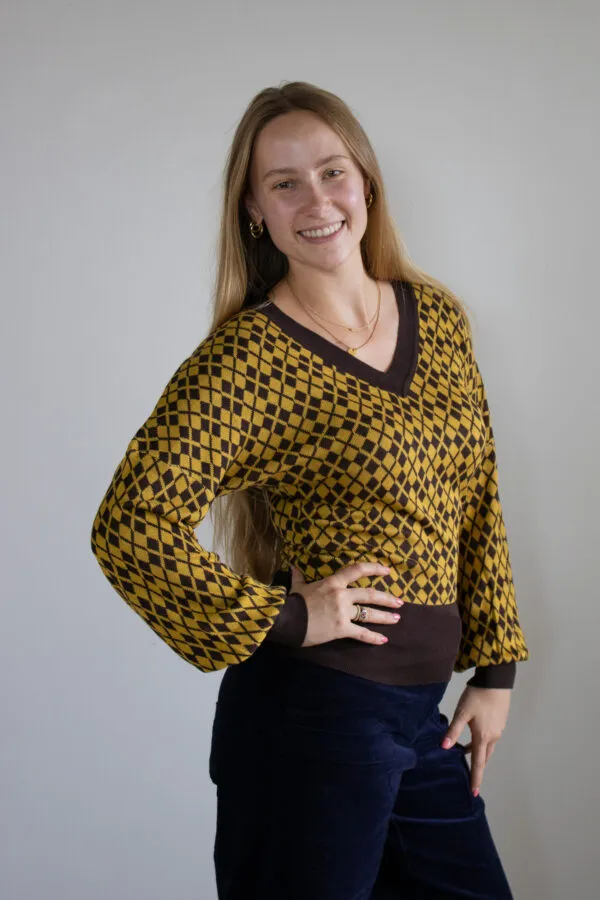 Antigua Sweater - Bruin