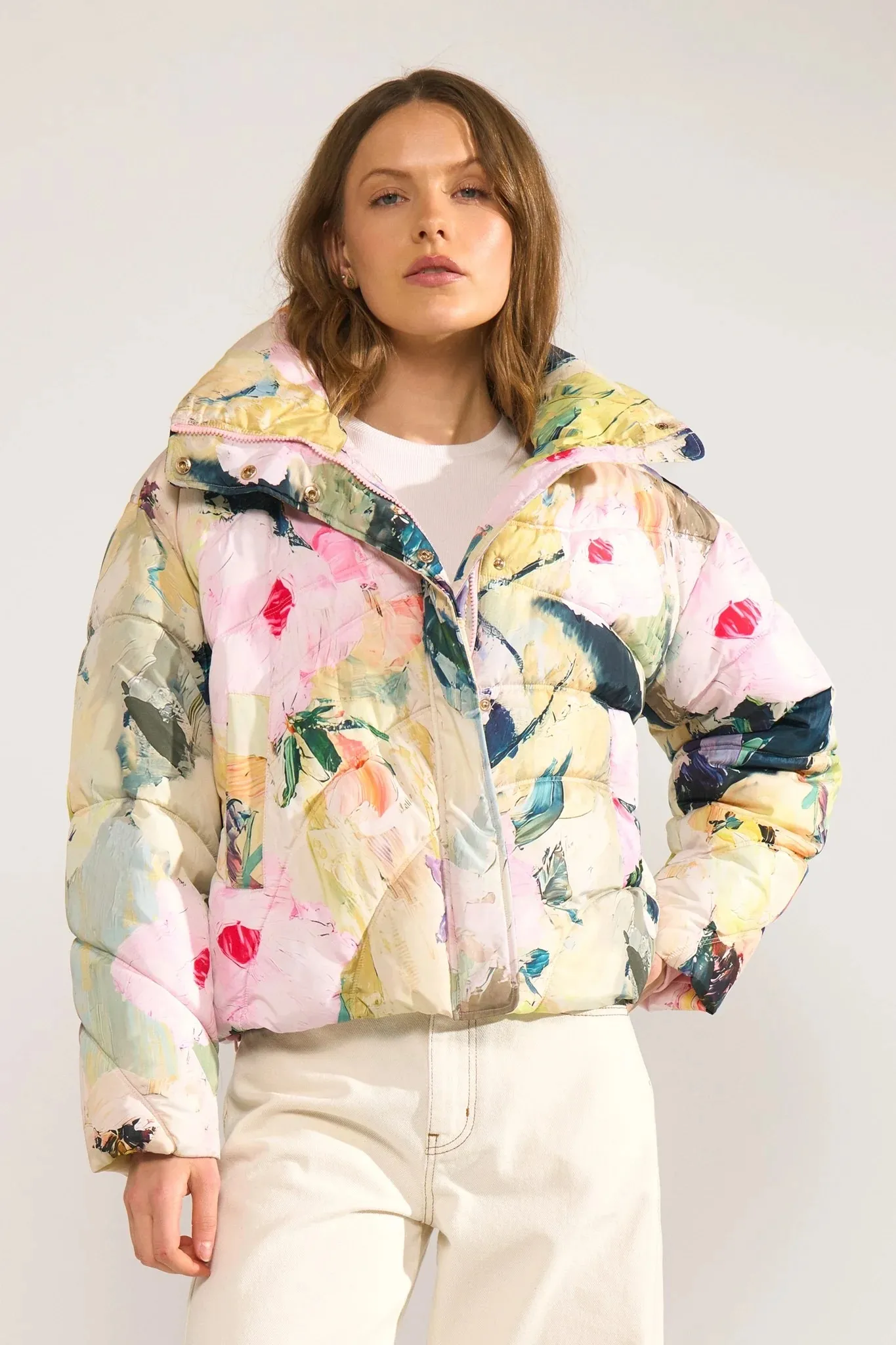 Nudagmar Short Puffer Jacket - Multi color