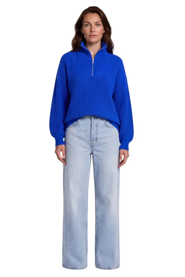 long-sleeved trucker-neck pullover - Electric Blue