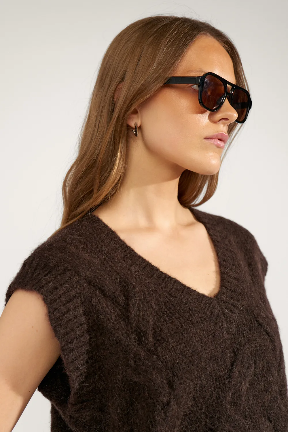 Nualmas Knitted Vest - Bruin - Afbeelding 3