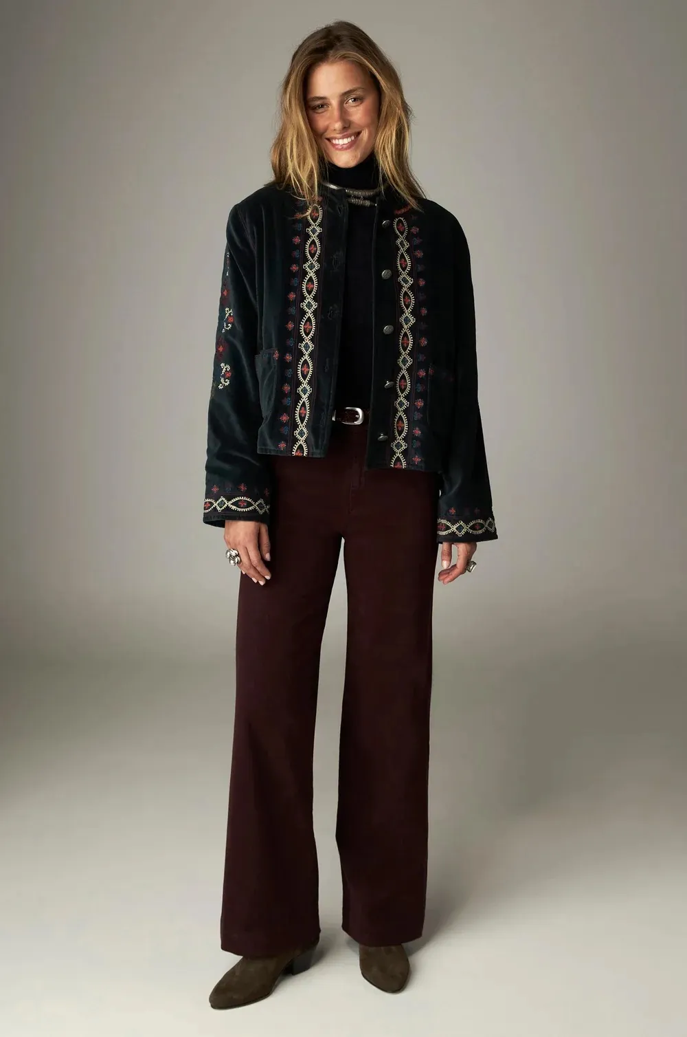 Velvet jasje met borduursels - Jade - Afbeelding 6