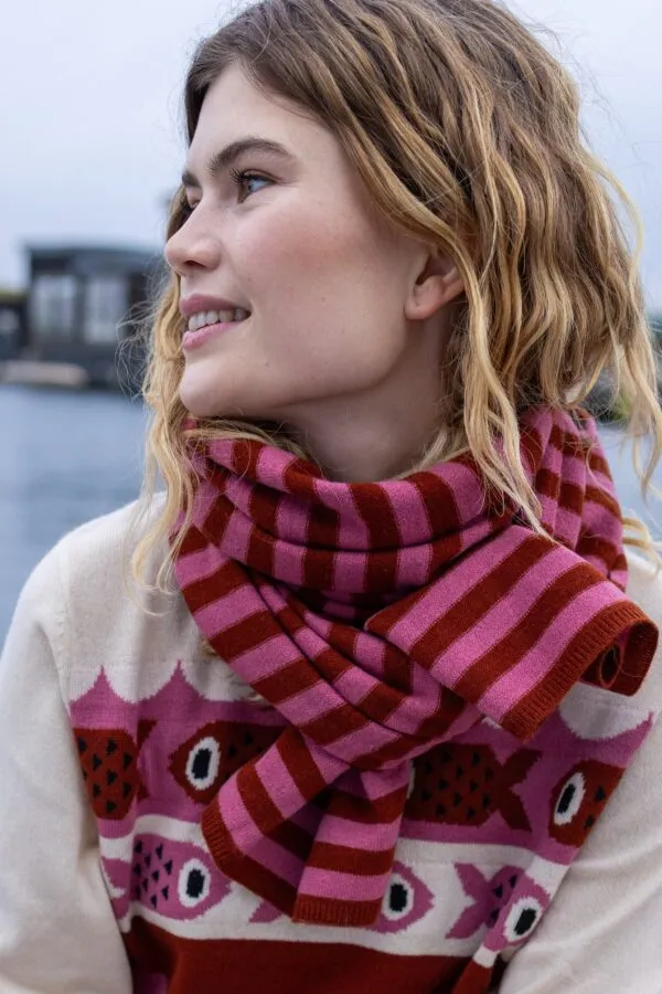 Danebundle-Up Merino Wool Scarf - Roze