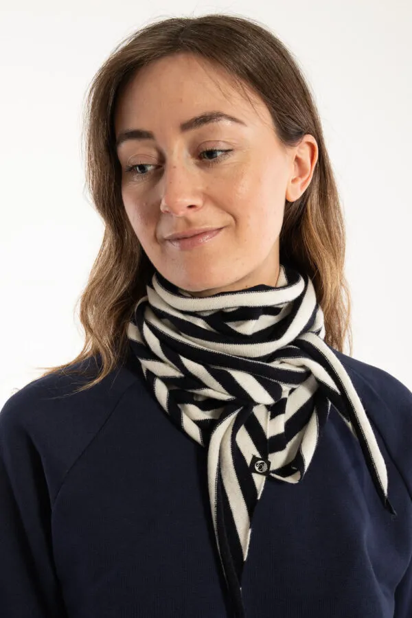 Danechic Merino Scarf - Navy