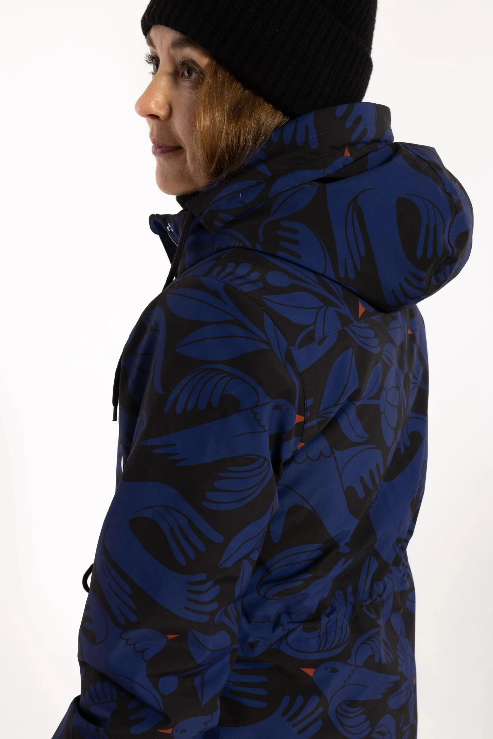 Danenora AOP Winter Parka - Black/Deep Blue BIRDIEUP - Afbeelding 5