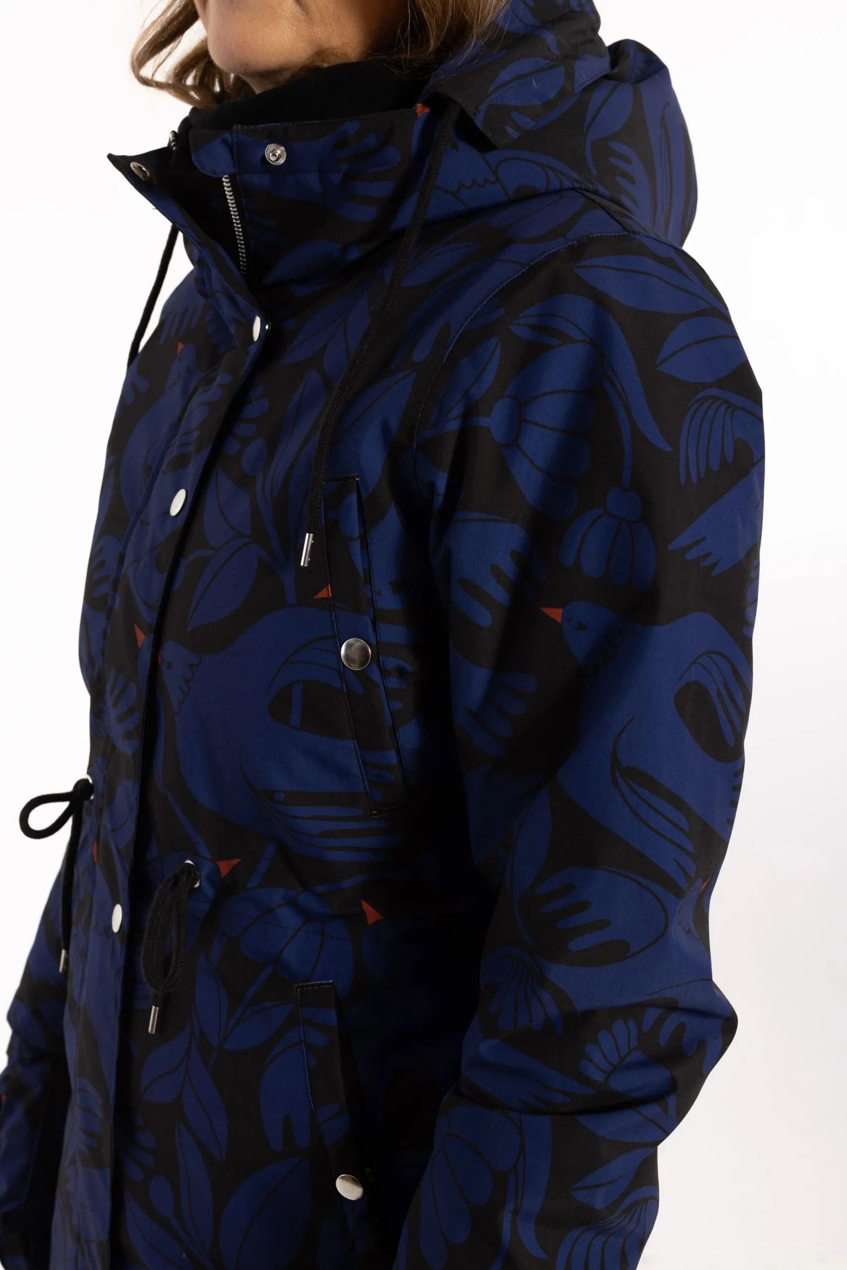 Danenora AOP Winter Parka - Black/Deep Blue BIRDIEUP - Afbeelding 6